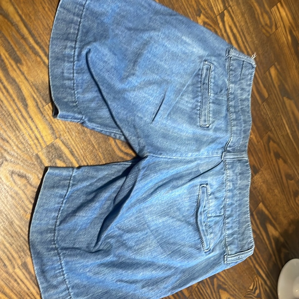 Set of American Eagle size 2 juniors 3 pair - Picture 2 of 7